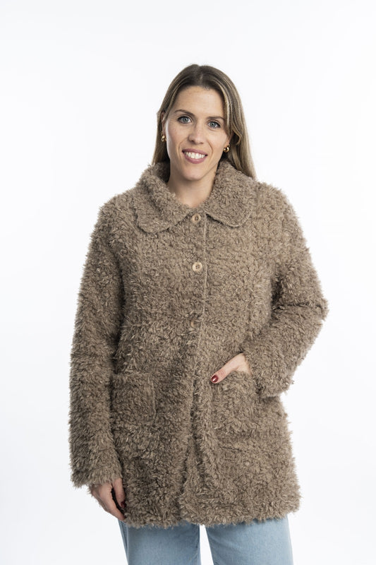 Tapado de piel con detalles print