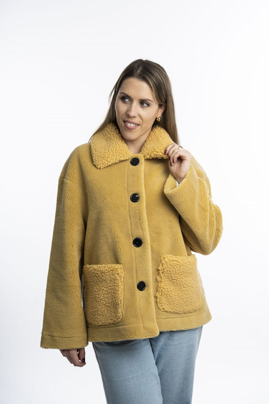 Chaqueta Gamulan combinado de corderito